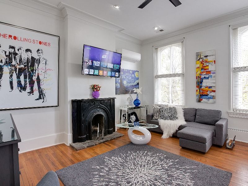 Living room area for your relaxation!