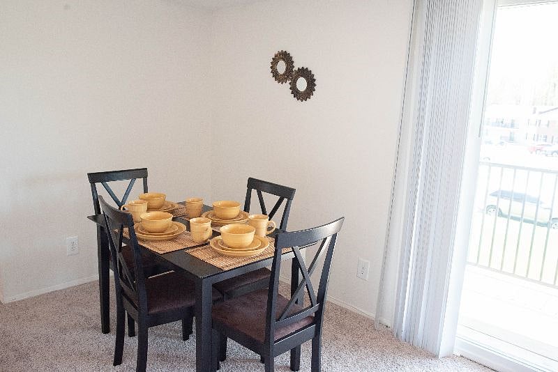 Furnished Finder property 372463_1 photo 10