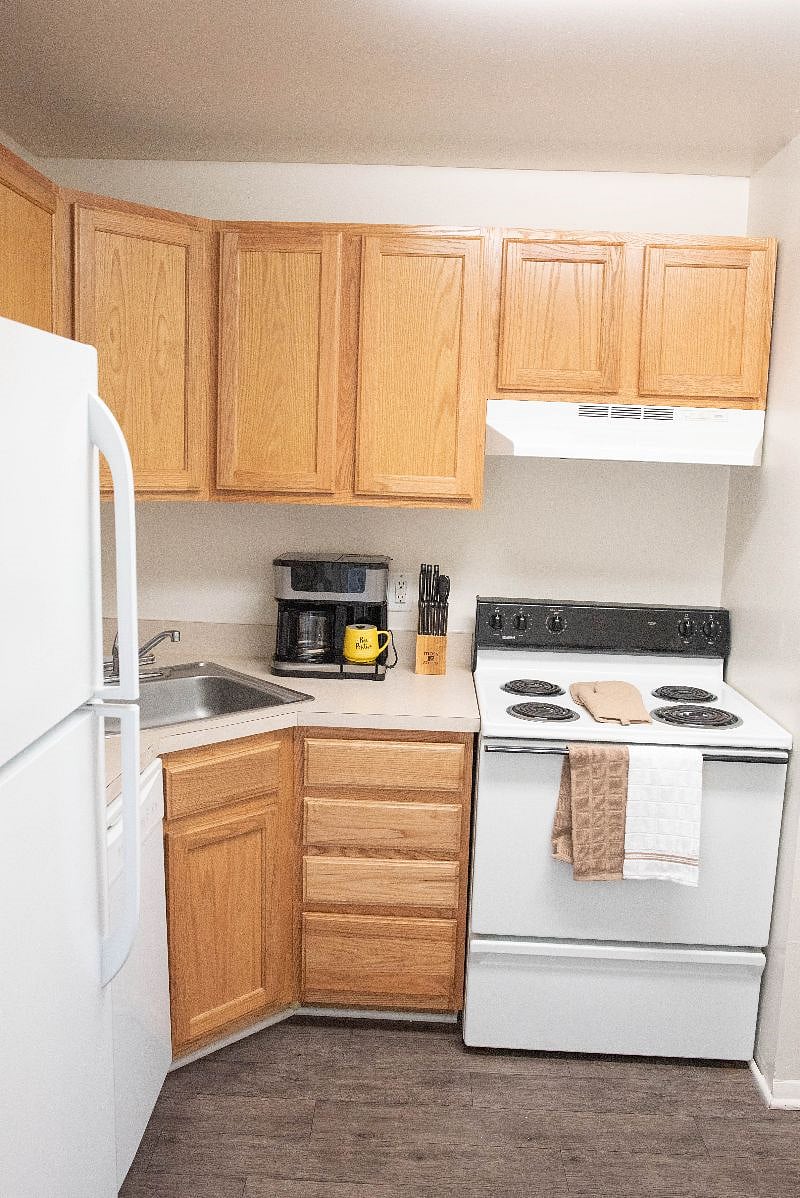 Furnished Finder property 372463_1 photo 16