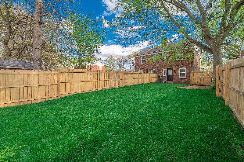 Furnished Finder property 372466_1 photo 10