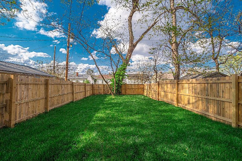 Furnished Finder property 372466_1 photo 11