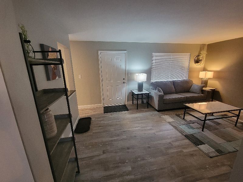 Furnished Finder property 372469_1 photo 5