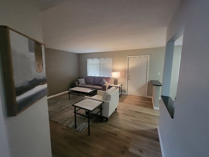 Furnished Finder property 372469_2 photo 5