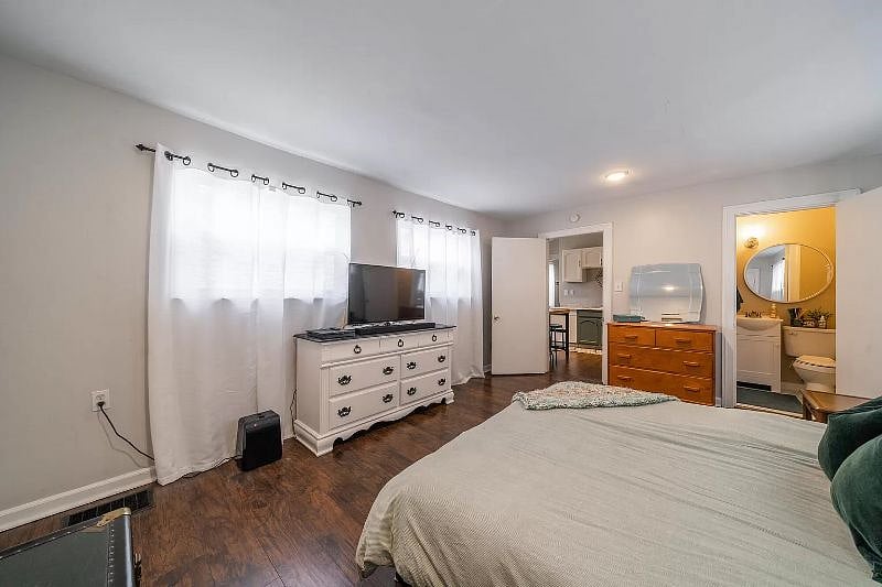 Furnished Finder property 372480_1 photo 16