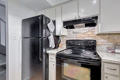 Furnished Finder property 372502_1 photo 5