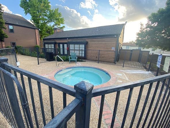 Furnished Finder property 372522_1 photo 7