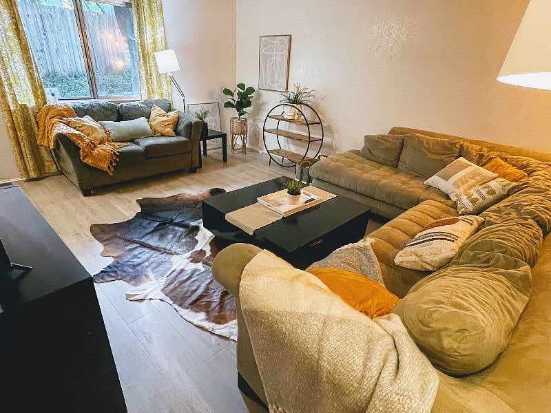 Furnished Finder property 372527_1 photo 11