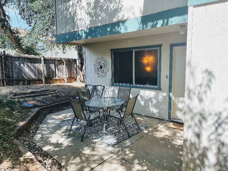 Furnished Finder property 372527_1 photo 3