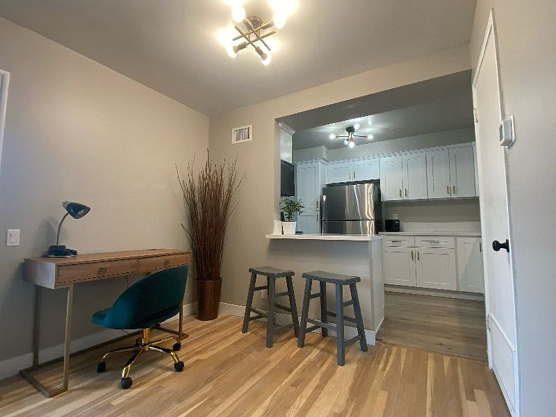 Furnished Finder property 372530_1 photo 8