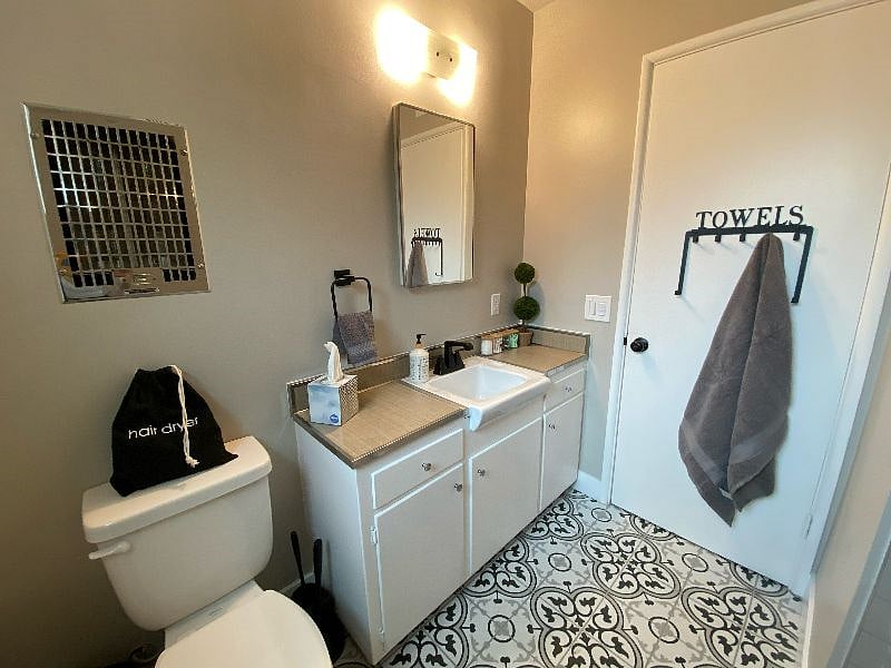 Furnished Finder property 372530_1 photo 16