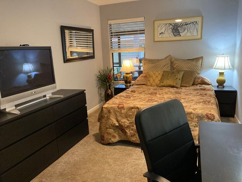 Master bedroom (winter bedding)