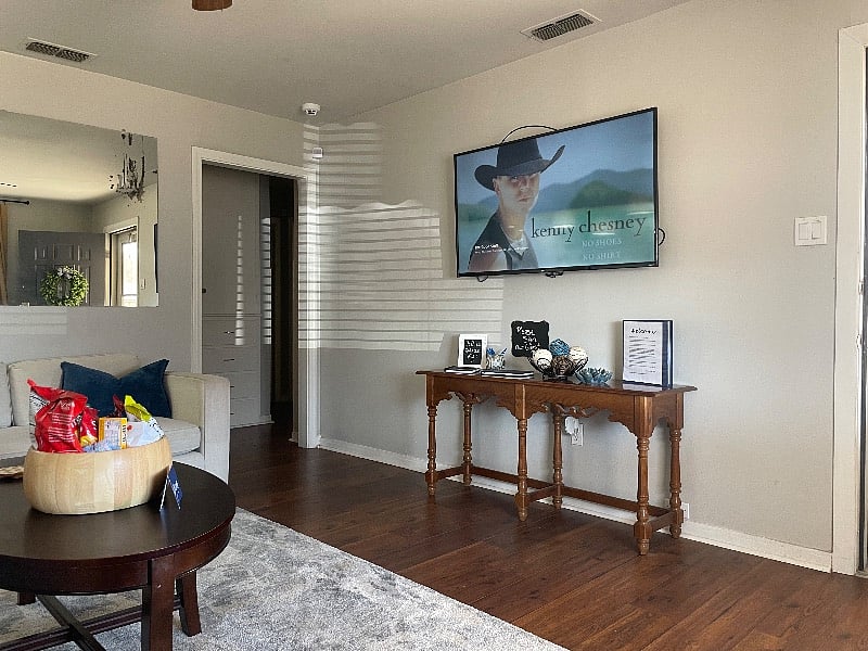 Furnished Finder property 372565_1 photo 3