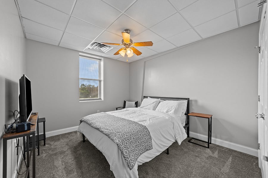 Furnished Finder property 372590_1 photo 11