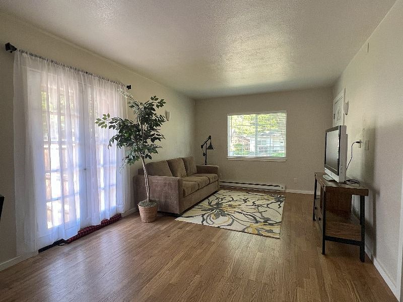 Furnished Finder property 372591_1 photo 8