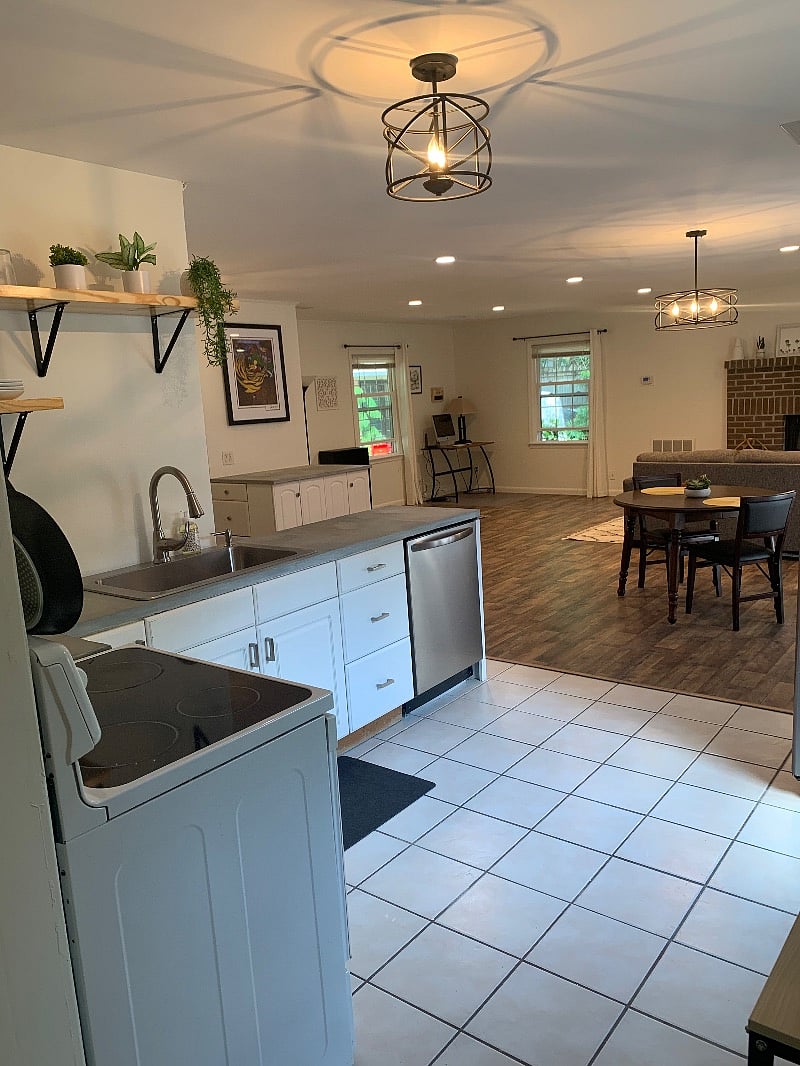 Furnished Finder property 372597_1 photo 8