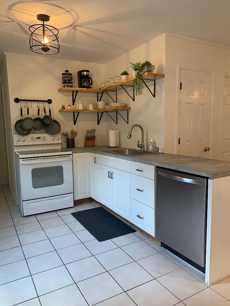 Furnished Finder property 372597_1 photo 9