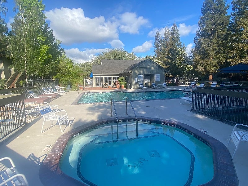 Furnished Finder property 372613_1 photo 8
