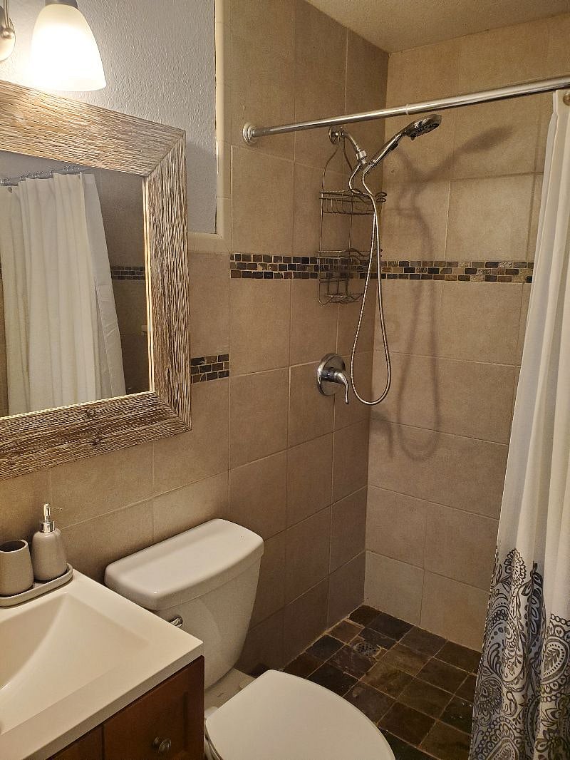 Furnished Finder property 372661_1 photo 11