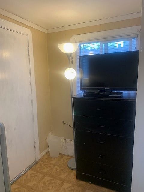 Furnished Finder property 372702_1 photo 9