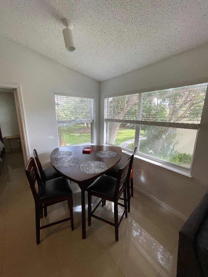 Furnished Finder property 372739_1 photo 3