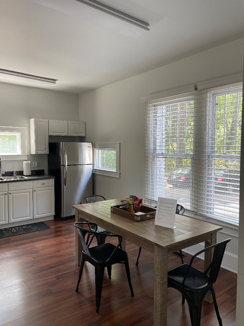 Furnished Finder property 372805_1 photo 3