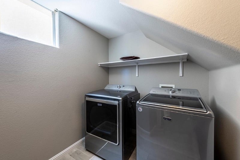 Furnished Finder property 372840_1 photo 9