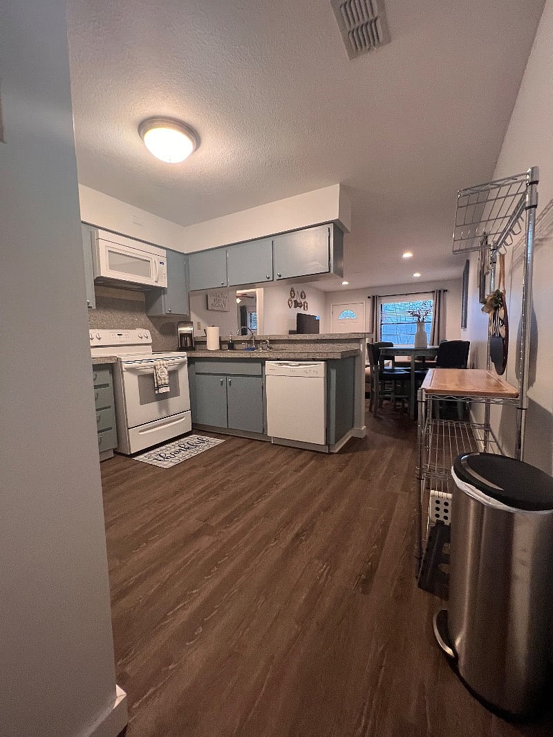 Furnished Finder property 372842_1 photo 3