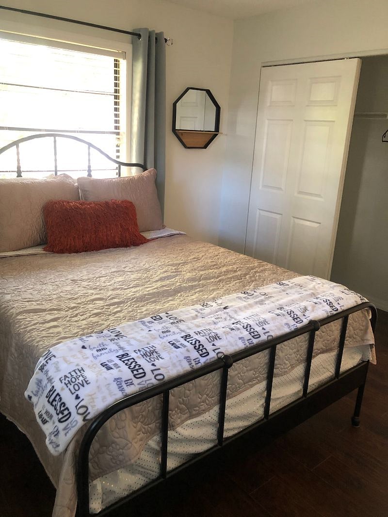 Furnished Finder property 372842_2 photo 13