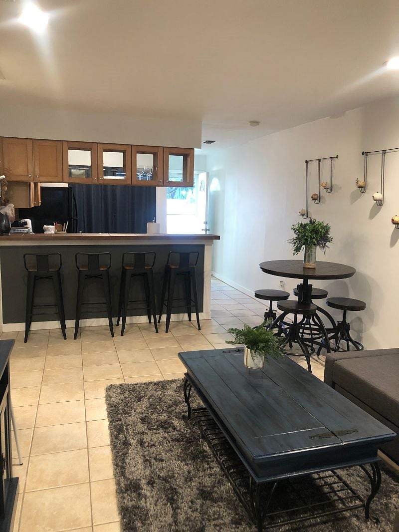 Furnished Finder property 372842_2 photo 3