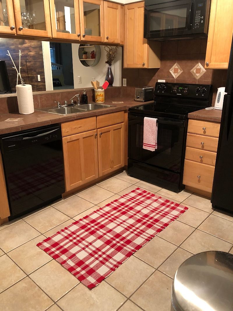 Furnished Finder property 372842_2 photo 5