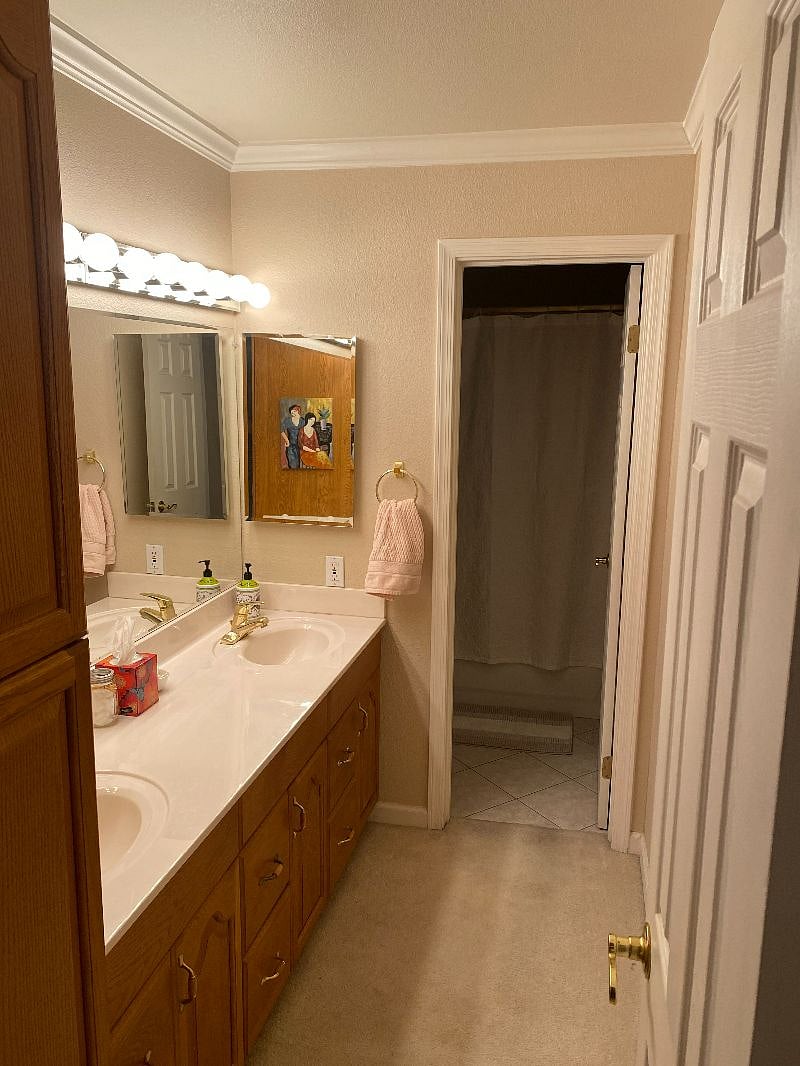 Furnished Finder property 372850_1 photo 13