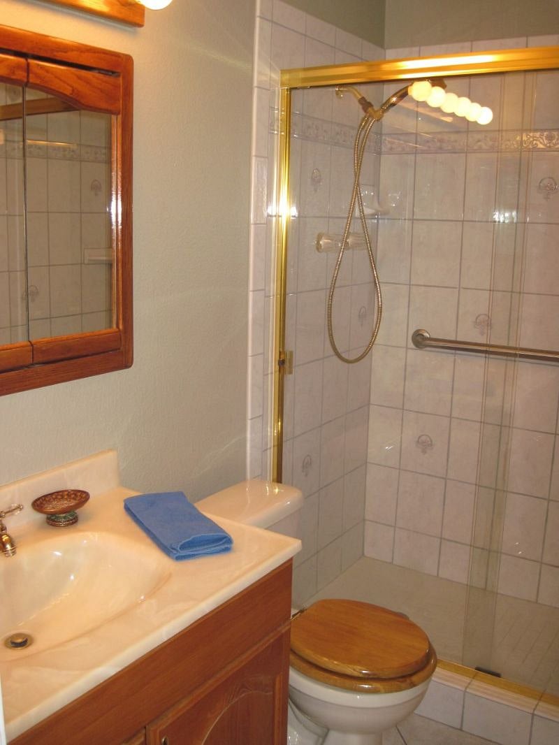 Furnished Finder property 372850_1 photo 11