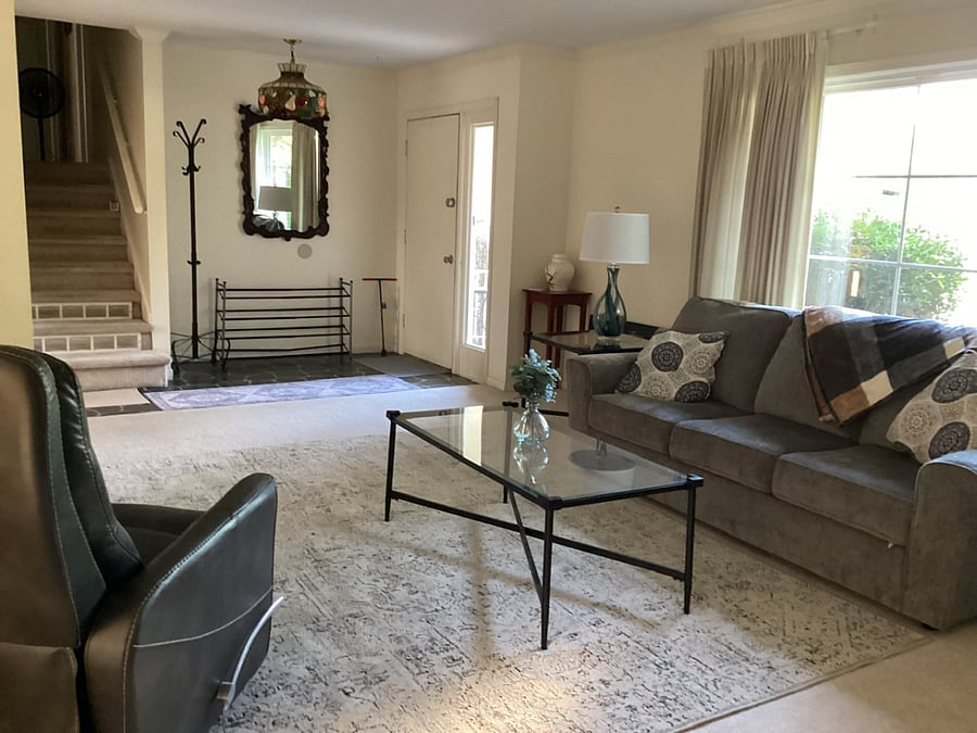 Furnished Finder property 372991_1 photo 3