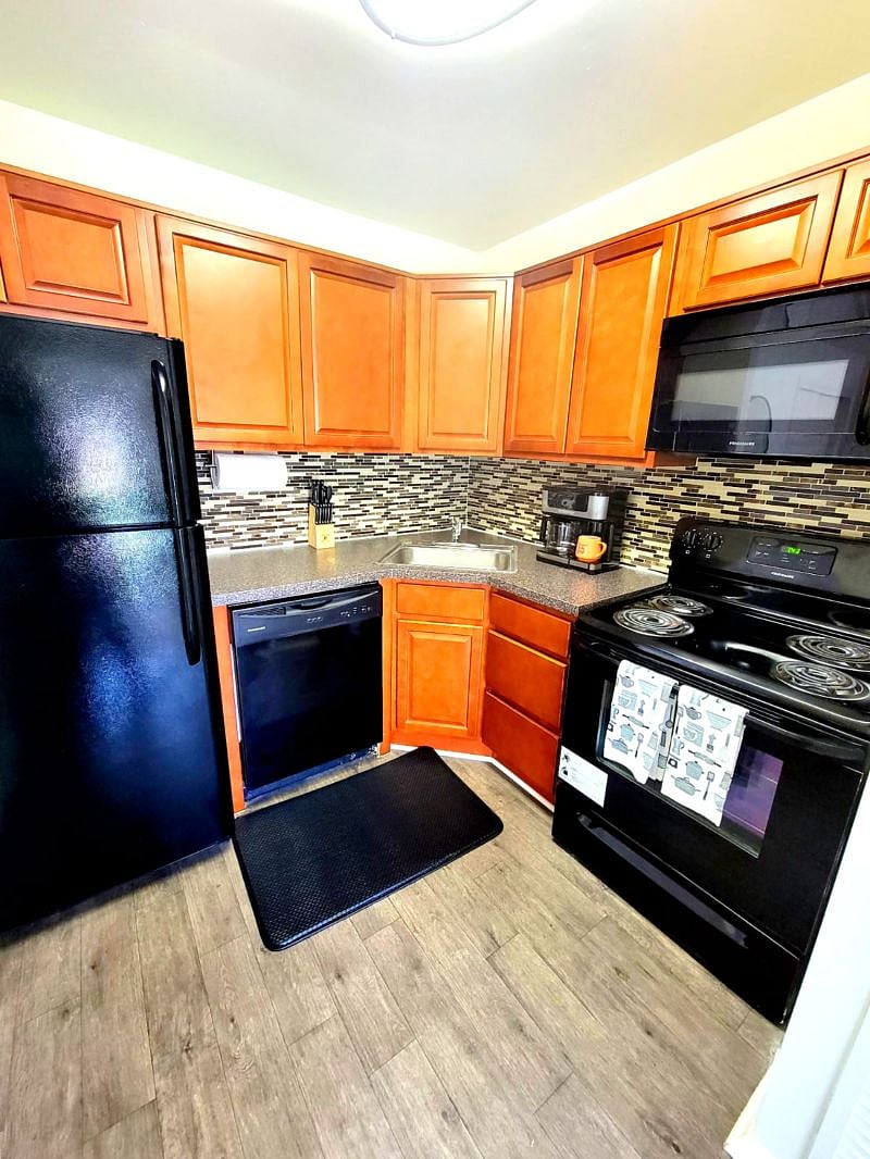 Furnished Finder property 373044_1 photo 7