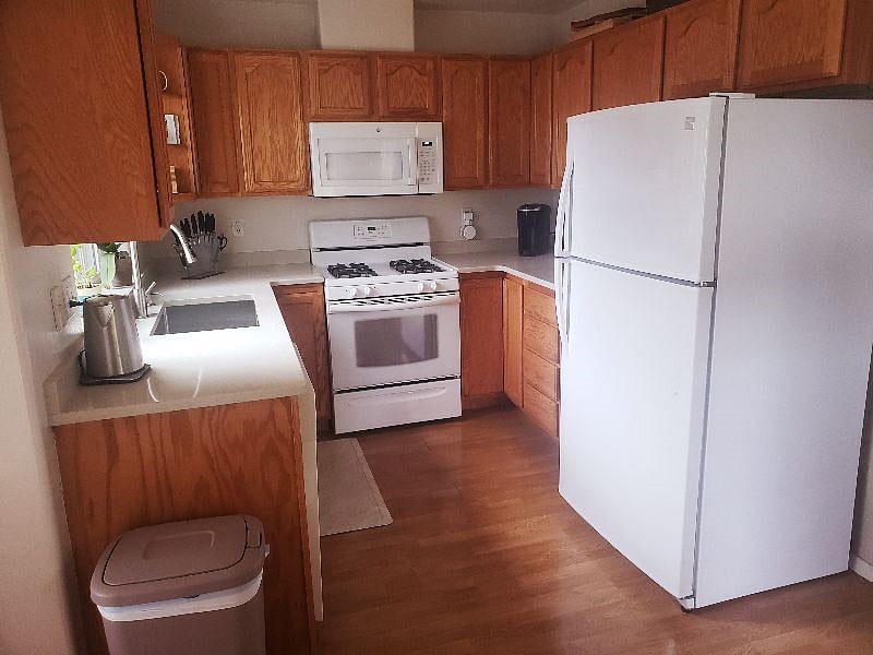 Furnished Finder property 373090_1 photo 8