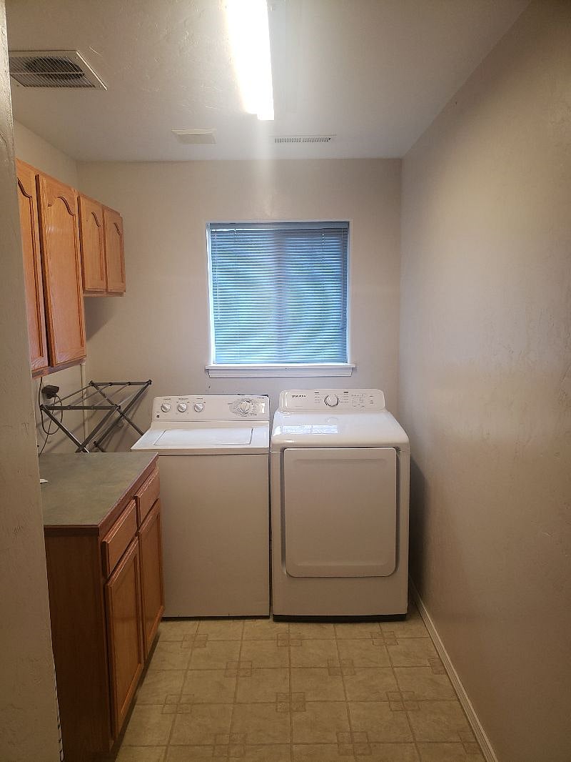 Furnished Finder property 373090_1 photo 17