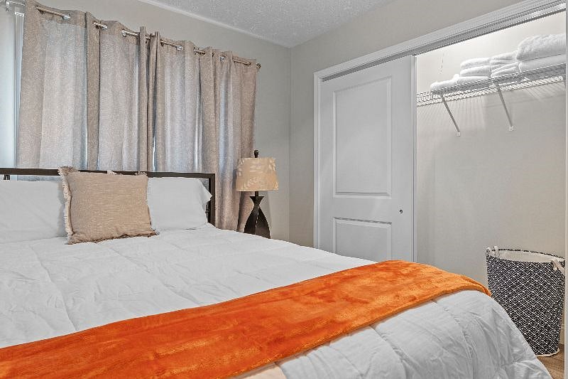 Furnished Finder property 373094_1 photo 16