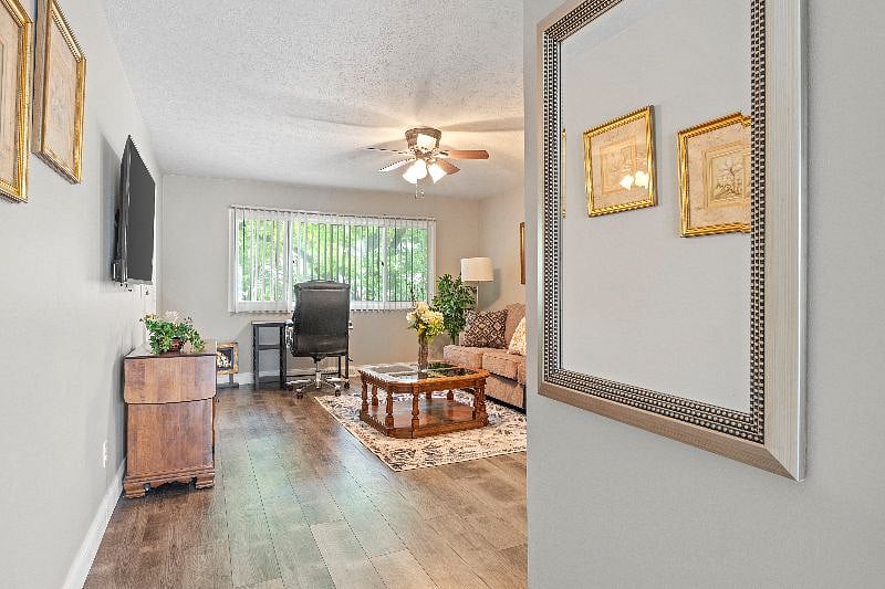 Furnished Finder property 373094_1 photo 17