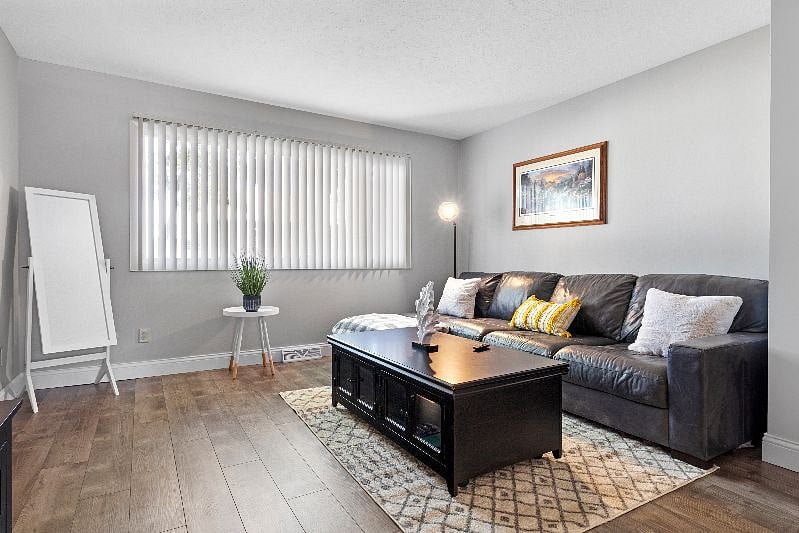 Furnished Finder property 373094_2 photo 4