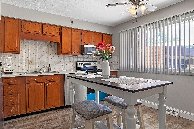 Furnished Finder property 373094_2 photo 18