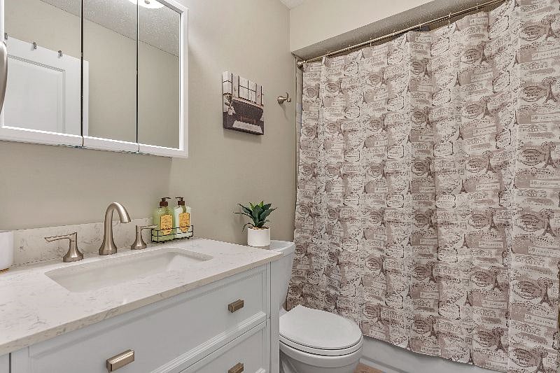 Furnished Finder property 373094_3 photo 16