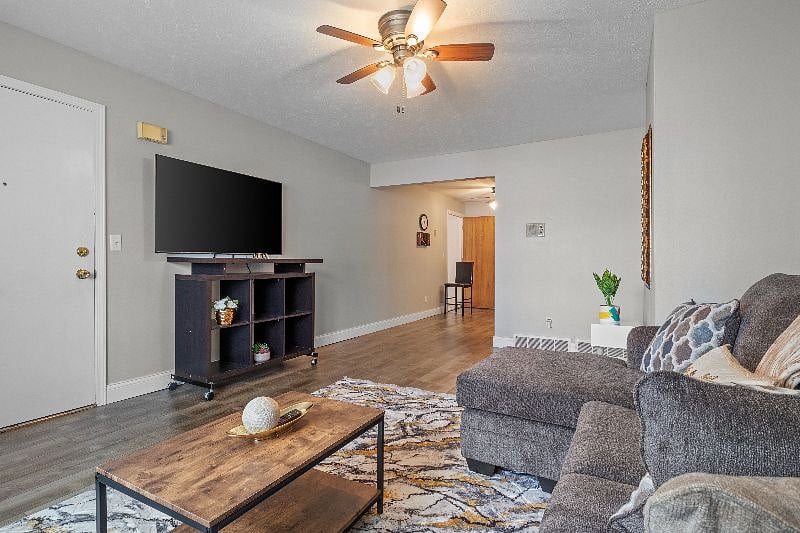 Furnished Finder property 373094_4 photo 9