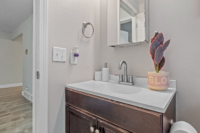 Furnished Finder property 373094_4 photo 17