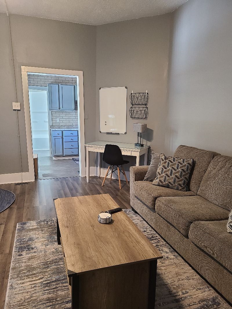 Furnished Finder property 373107_1 photo 3