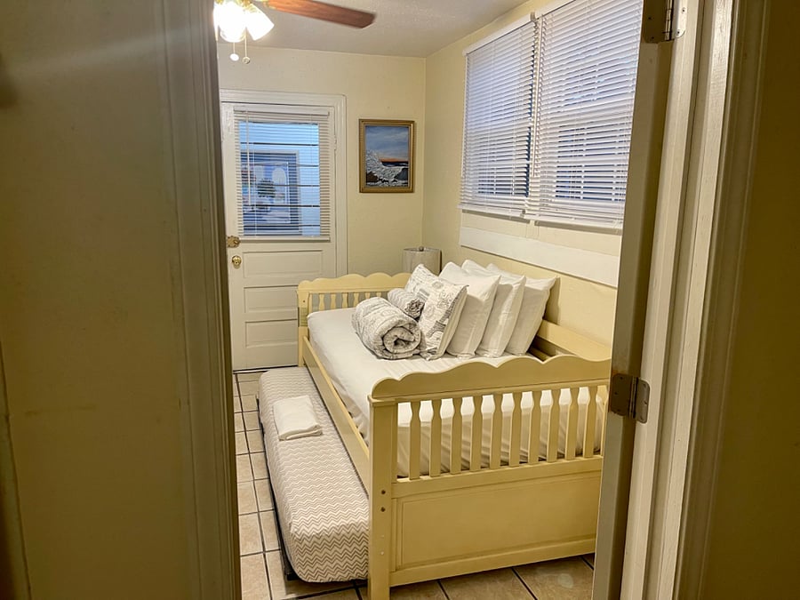 Furnished Finder property 373129_2 photo 13