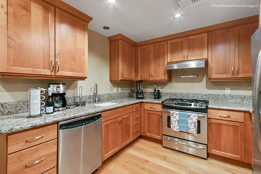 Furnished Finder property 373172_1 photo 16