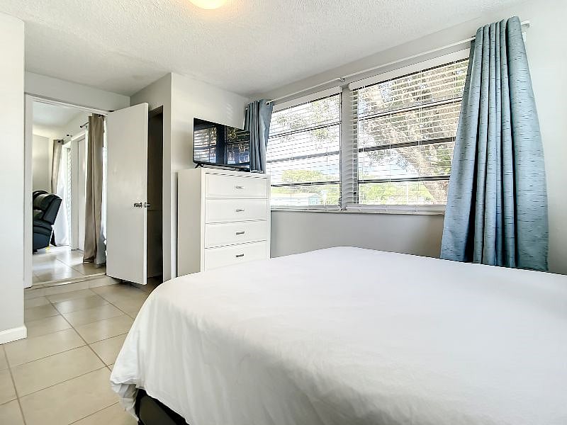 Furnished Finder property 373206_1 photo 25