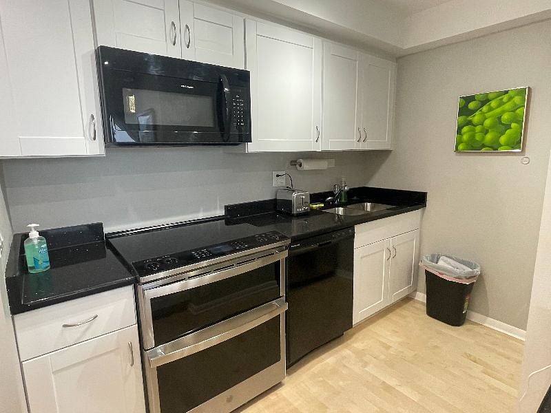 Furnished Finder property 373219_1 photo 11