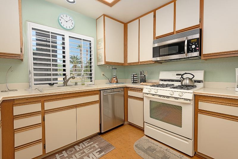 Furnished Finder property 373301_1 photo 7
