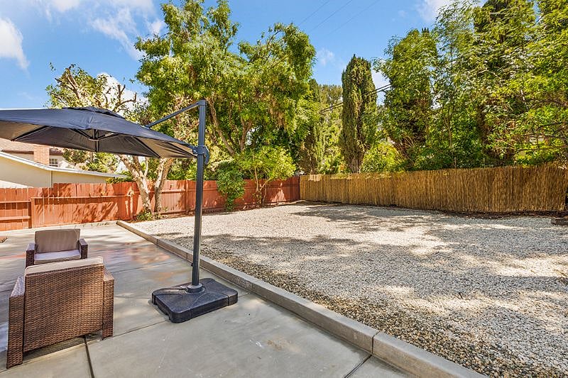 Furnished Finder property 373353_1 photo 24